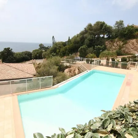 Ajaccio Maison Bord De Mer Dans Residence Avec Piscine Exterior photo